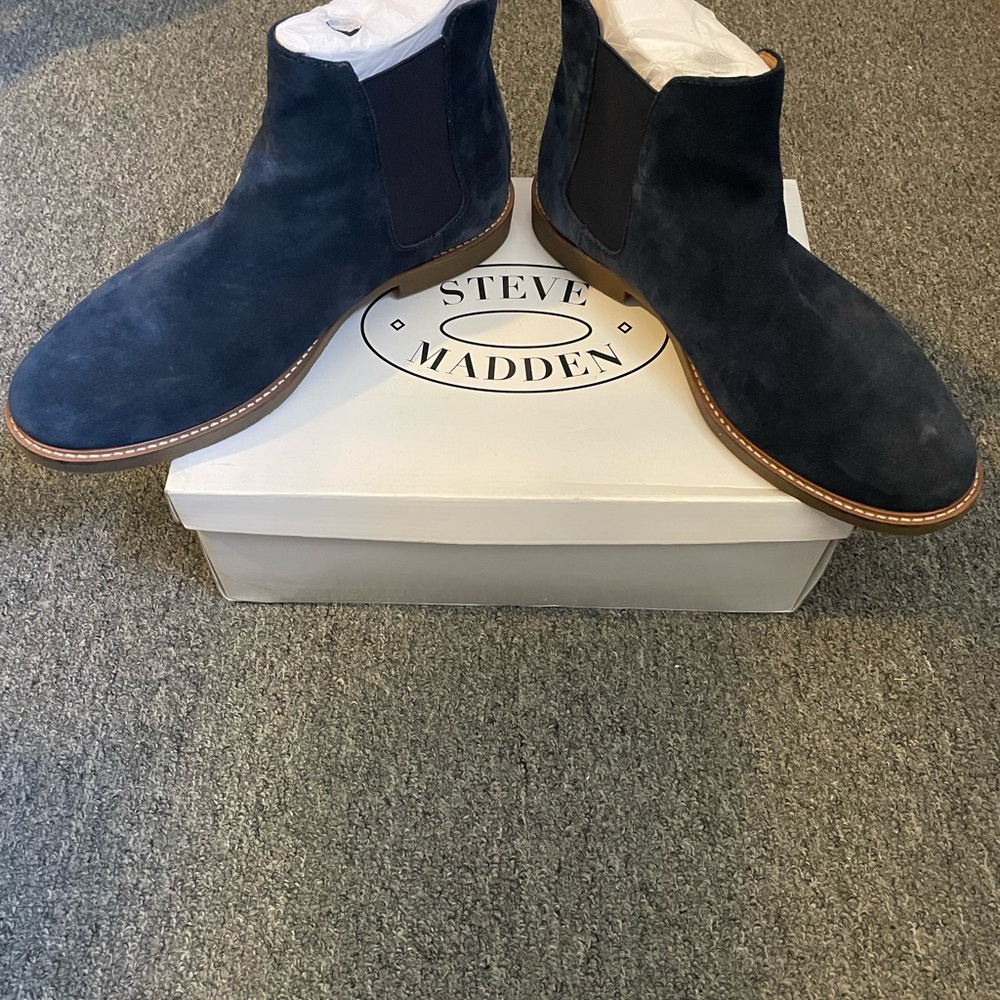 Steve Madden Chelsea Boots Men’s Size 11.5 Navy Blue Suede - Picture 3 of 9